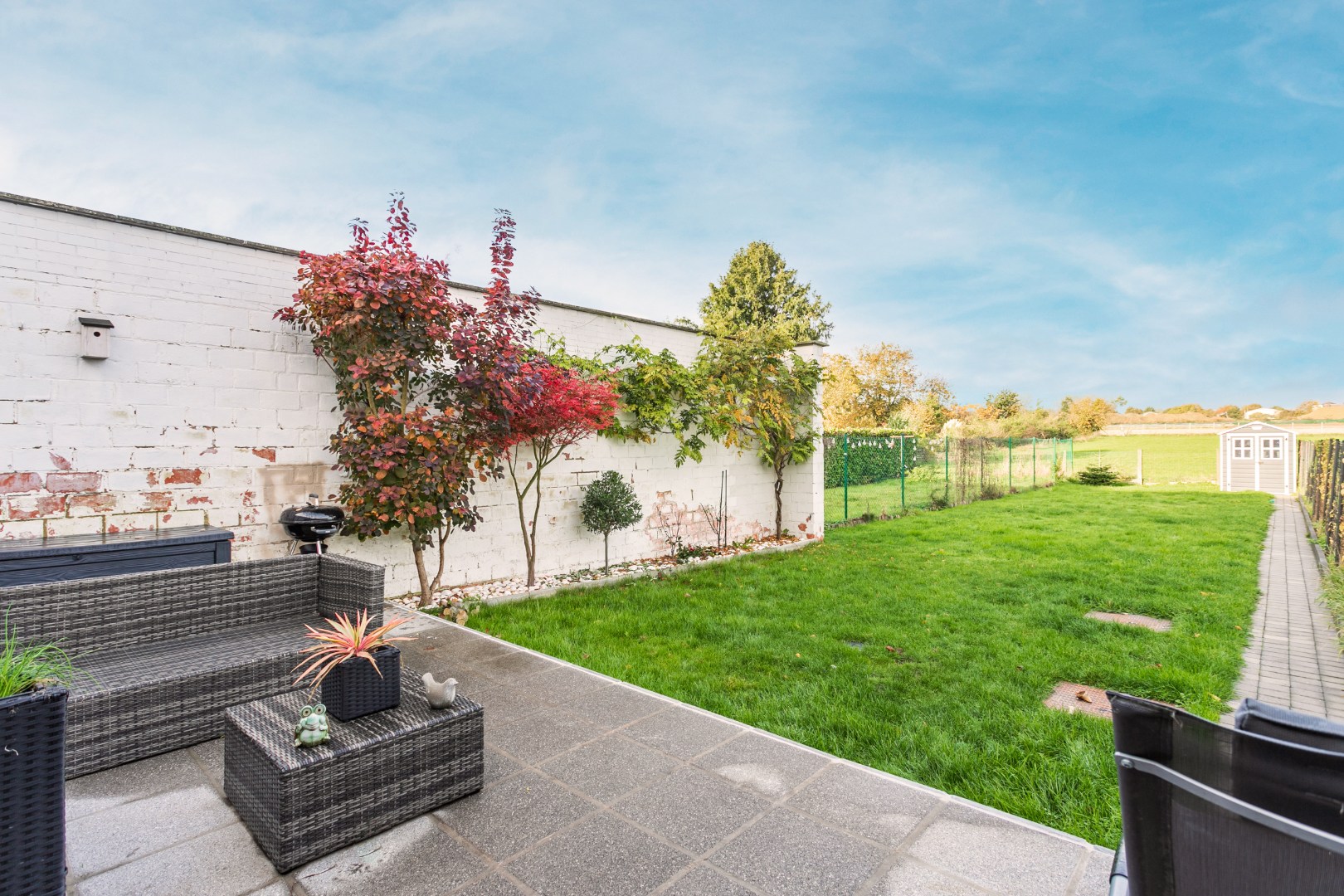 Instapklare woning met 4 slpk, tuin en parking 