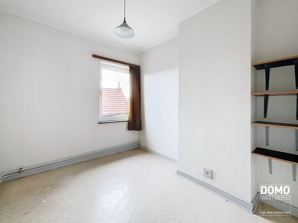 RUIME WONING MET GARAGE, TUIN &amp; 3 SLAAPKAMERS TE ALKEN 