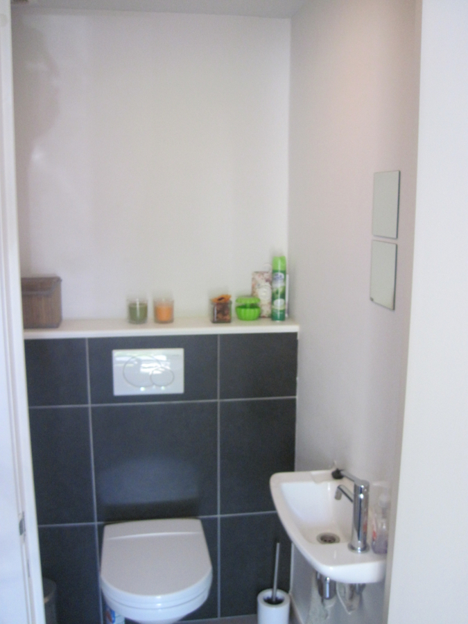 Prachtige Half Open Bebouwing - vernieuwd in 2012 !! 