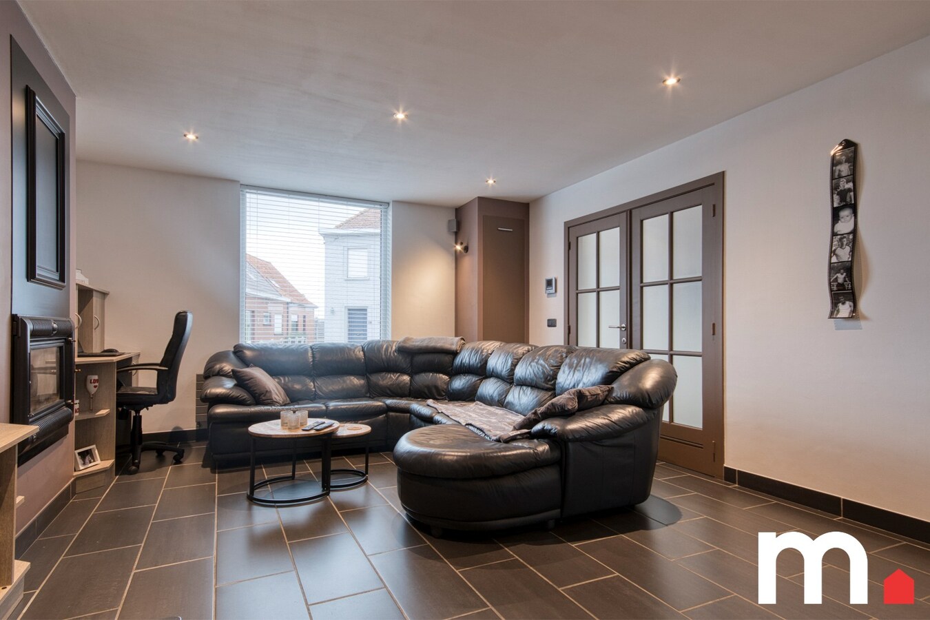 HOB met 4 slaapkamers en Zwembad en buitenbar op 963m² te Lendelede 