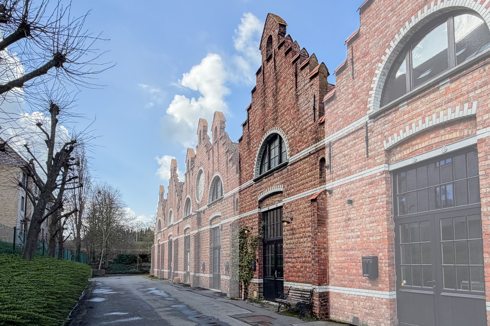Unieke stadswoning in voormalige borstelfabriek! 