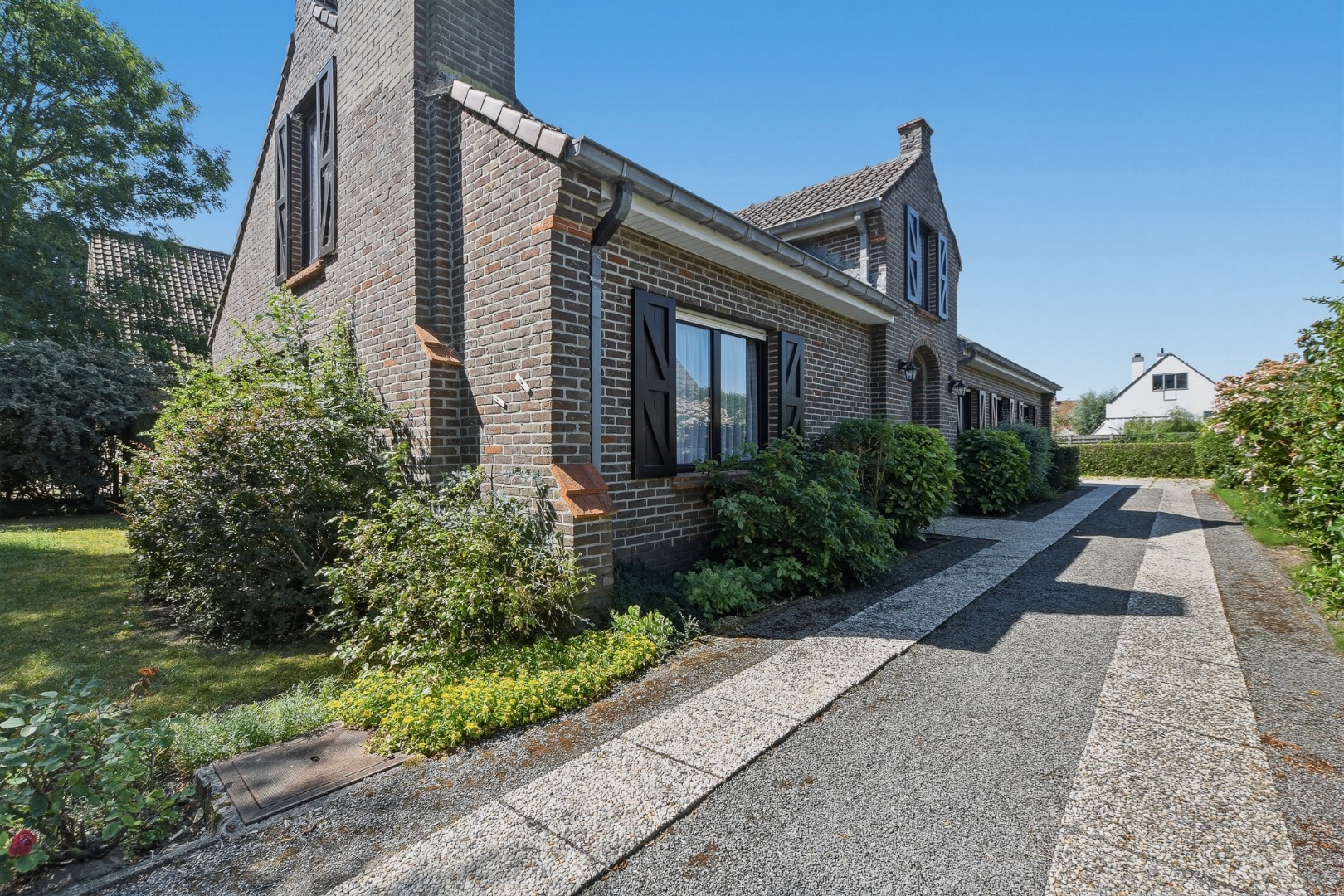 Ruime vrijstaande villa op 765 m² in de gegeerde villawijk Noordhoek te De Haan 