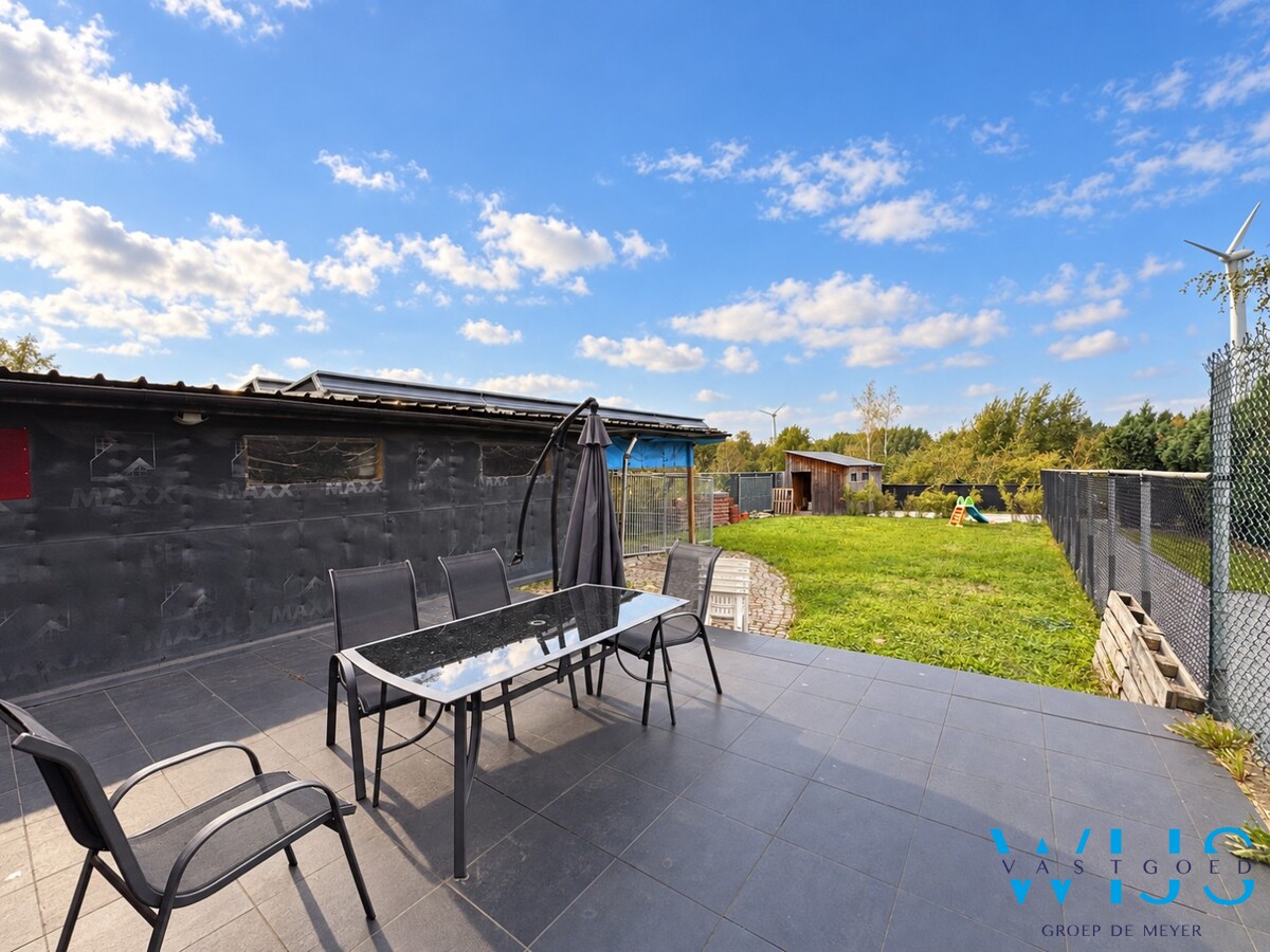 Gerenoveerde woning met ruime tuin in Doornzele/Desteldonk 
