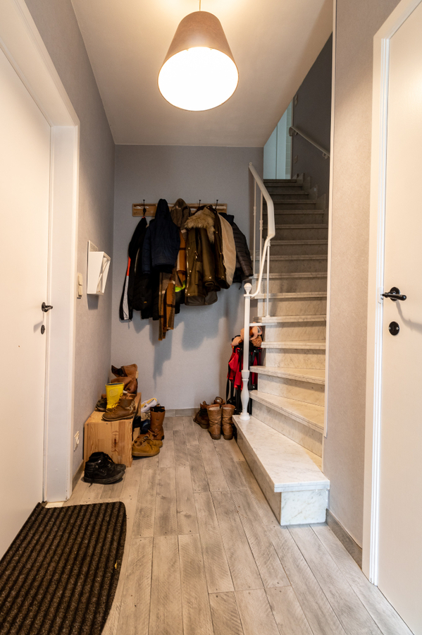 Gezinswoning met 4 slaapkamers en garage op 364m² te Ichtegem 