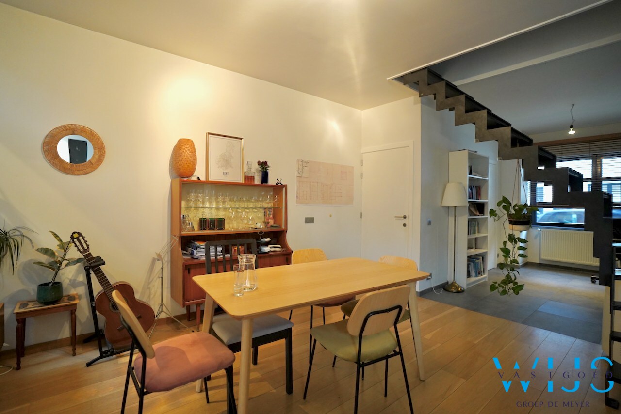 Prachtig woonhuis vlakbij het station Gent-Sint Pieters! 