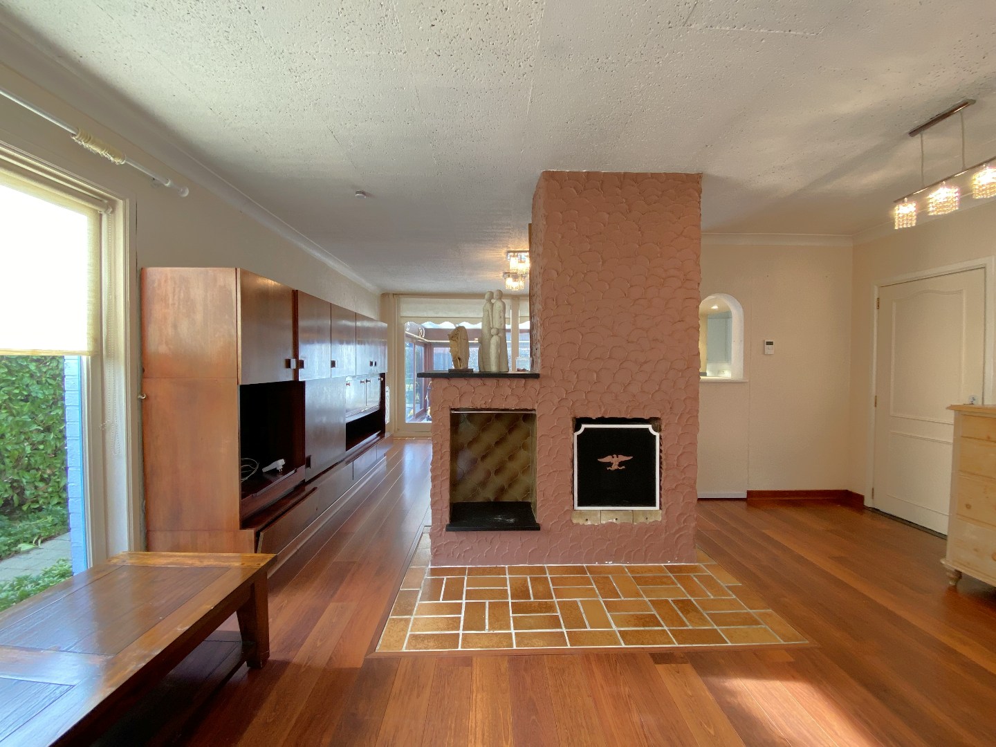 Residentieel gelegen woning met tuin en garage op toplocatie in Waregem! 