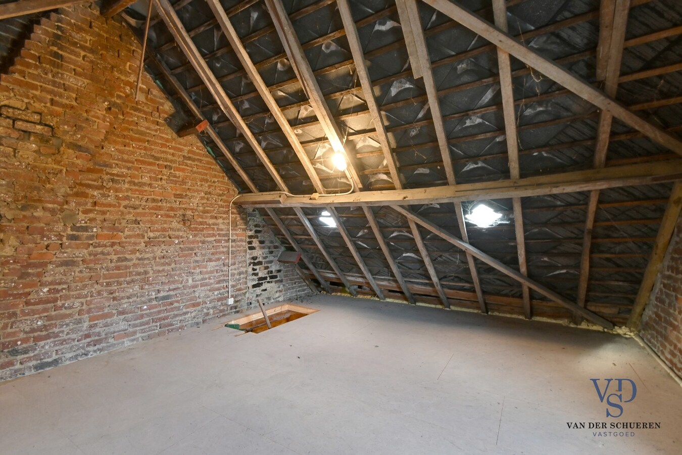 Degelijke Half Open Bebouwing 