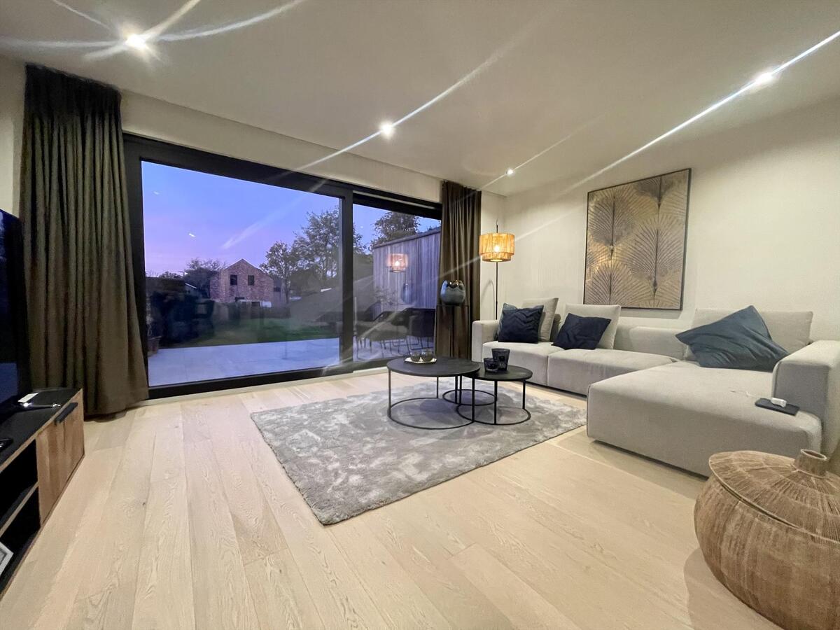 Prachtig afgewerkte woning met 3 slaapkamers &amp; mooie tuin 