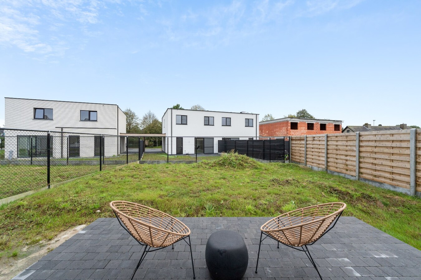 Halfopen nieuwbouwwoning met 3 slaapkamers te Koekelare 