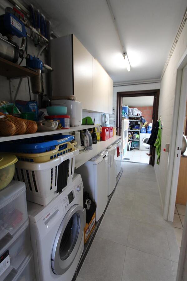 Woning met 4 slaapkamers en tuin te Ichtegem 