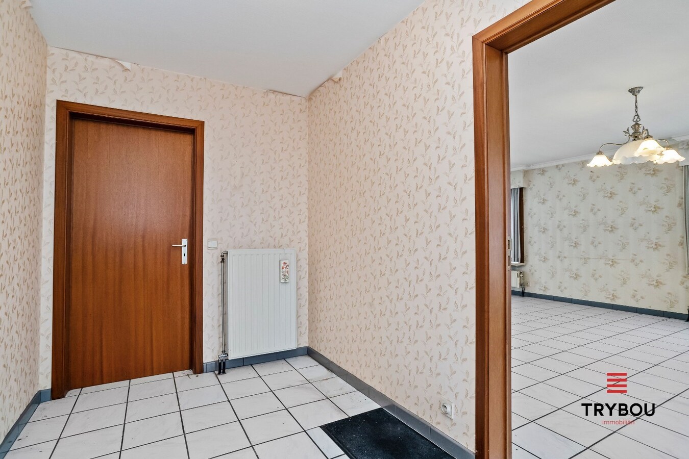 Ruime hoekwoning met 3 slaapkamers en garage te Poelkapelle 