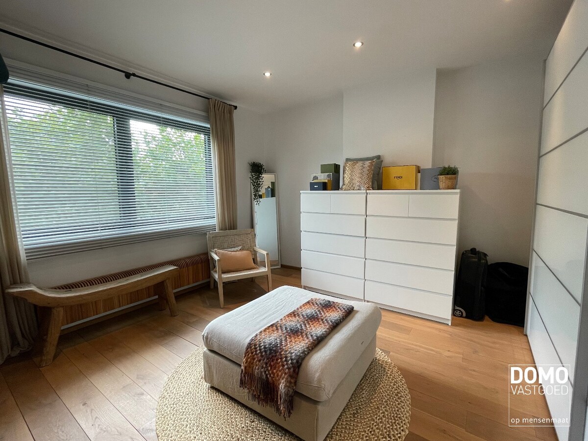 Prachtige ruime woning in zeer rustige omgeving nabij centrum Hasselt 