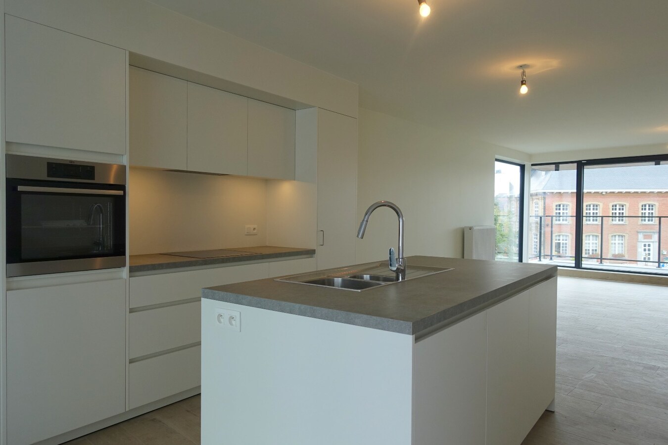 Prachtig appartement op de markt van Torhout 
