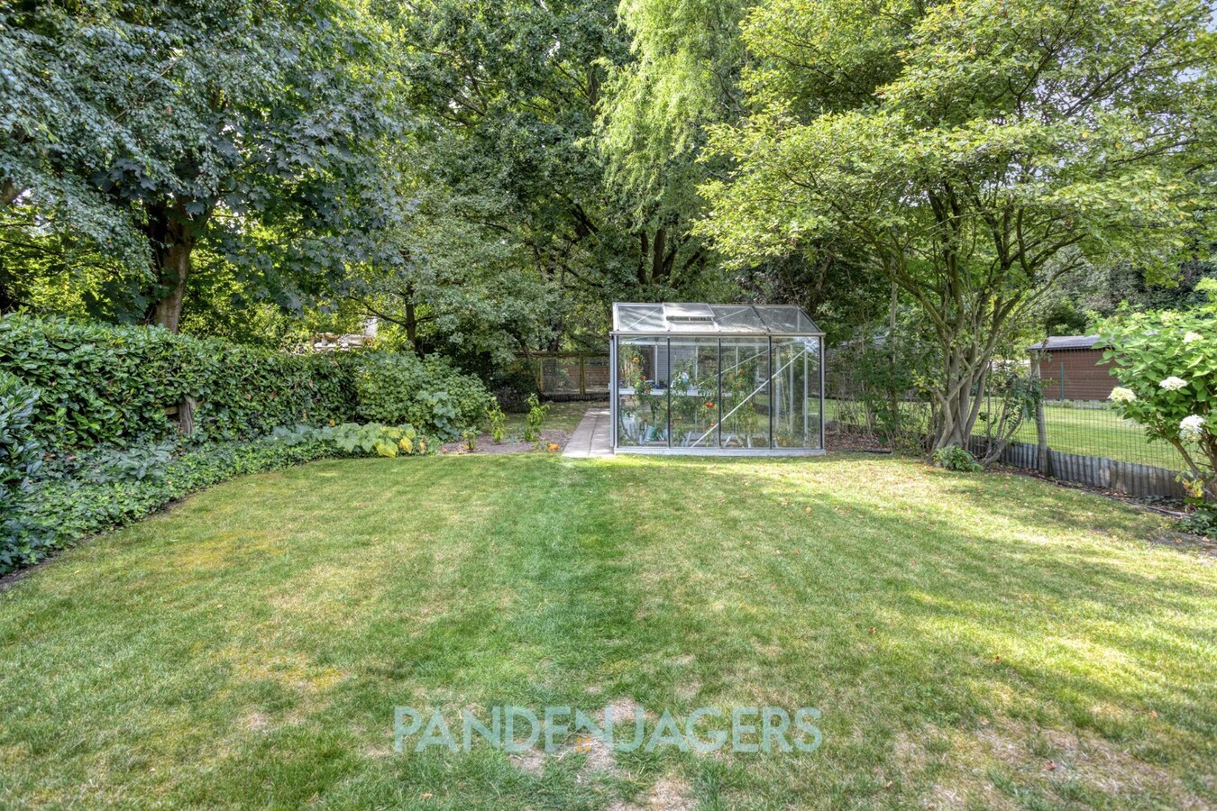 Woning met prachtige tuin te koop in Mechelen-Zuid 