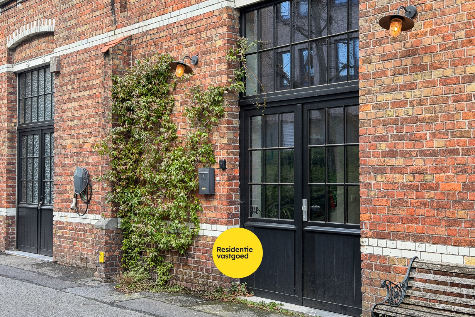 Unieke woning in voormalige borstelfabriek - karakter en comfort in perfecte harmonie! 