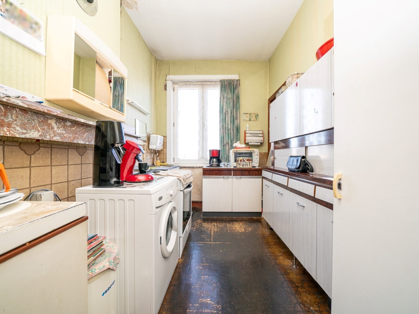 2-kamer appartement met zolder in de buurt van Tour &amp; Taxis 