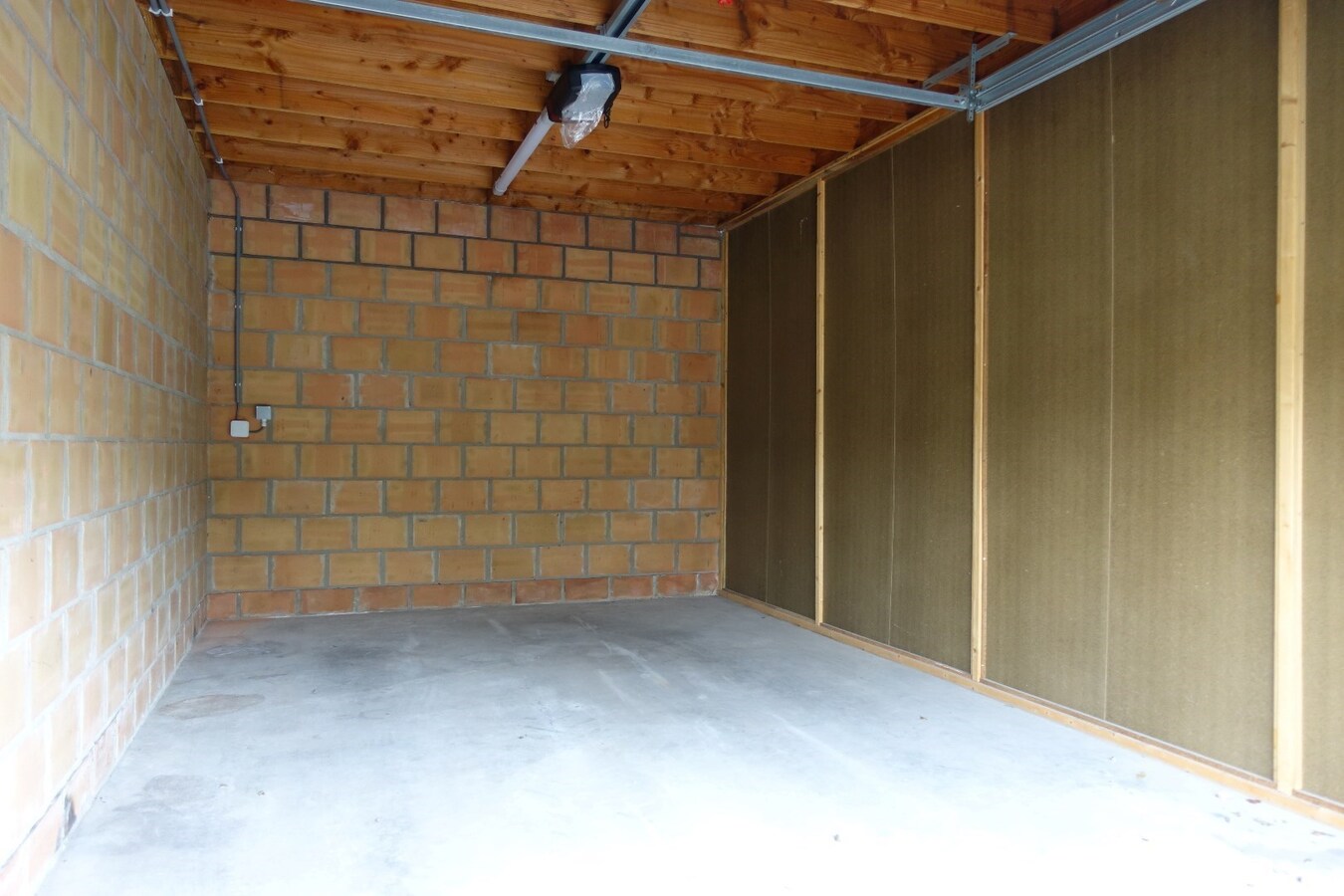 Garagebox op uitstekende ligging te Sint-Andries 