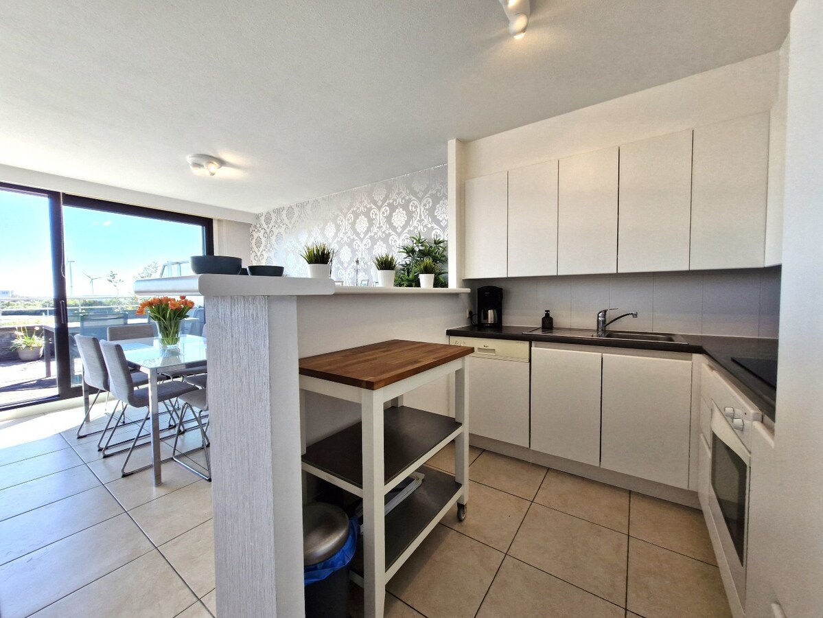 Lichtrijk appartement met groot zonneterras te Zeebrugge – op wandelafstand van de zeedijk 