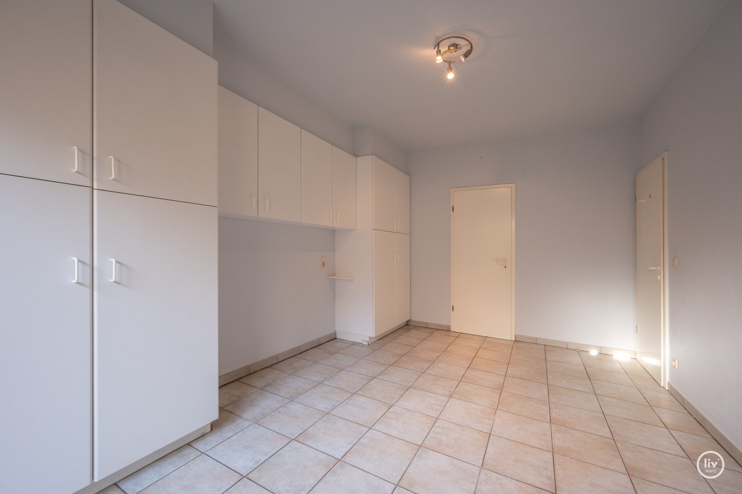 Appartement au rez-de-chaussée près de la place Rubens 