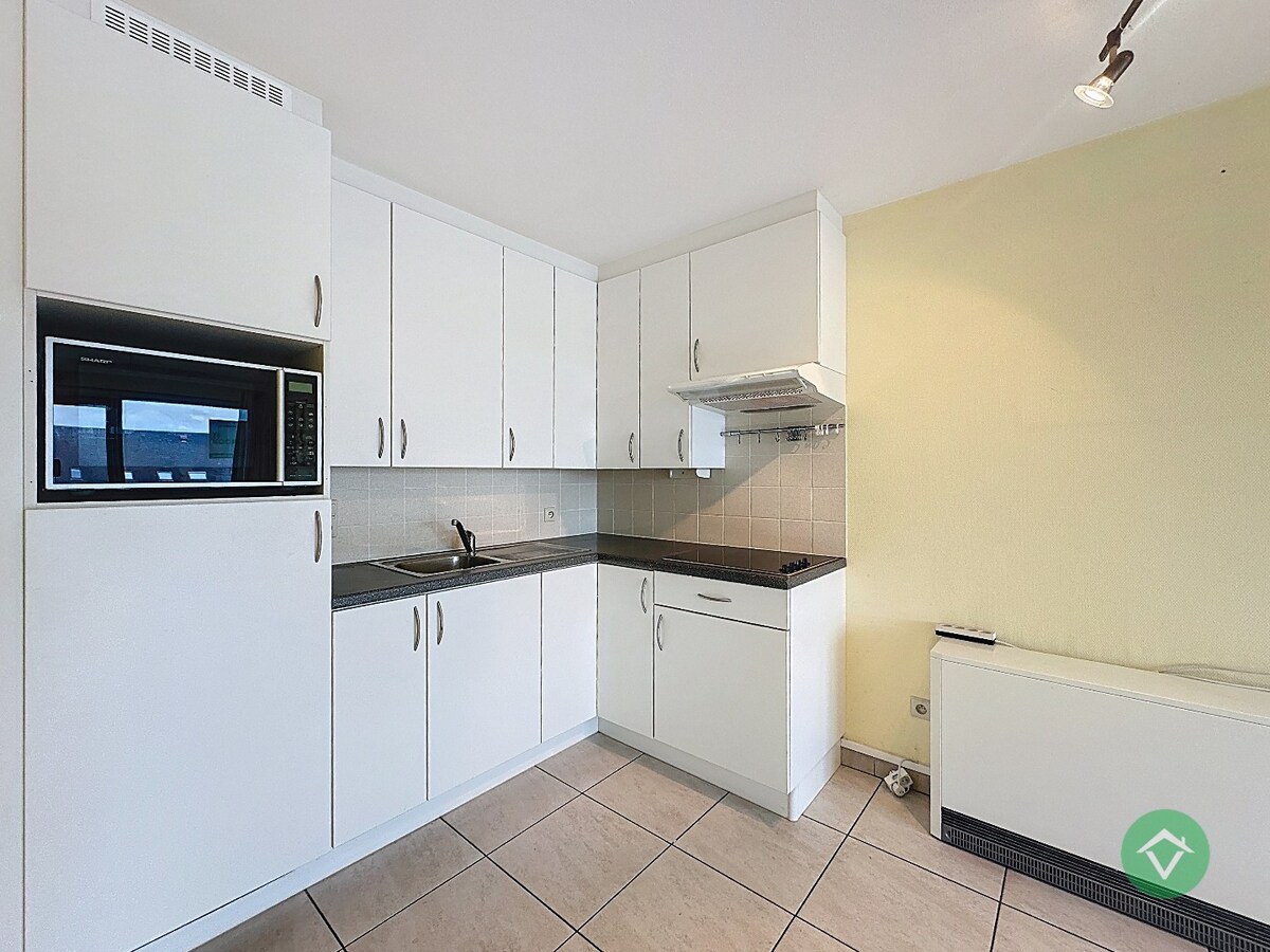 Lichtrijk 2-slaapkamerappartement op topligging op 100m van de zeedijk in Sint-Idesbald 