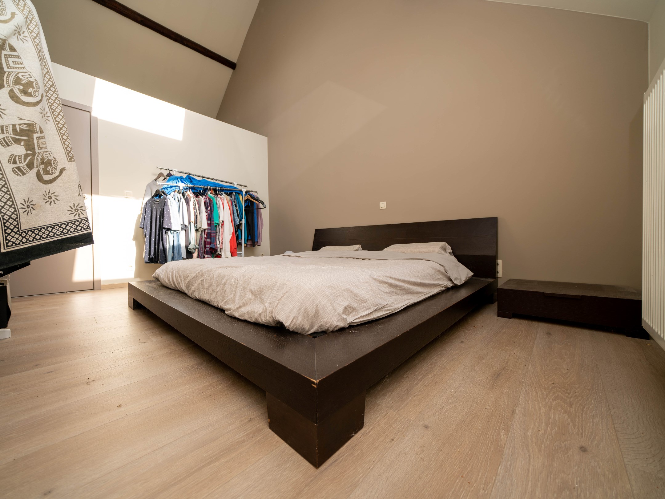 Prachtige 4-gevel met grote tuin in Itterbeek 