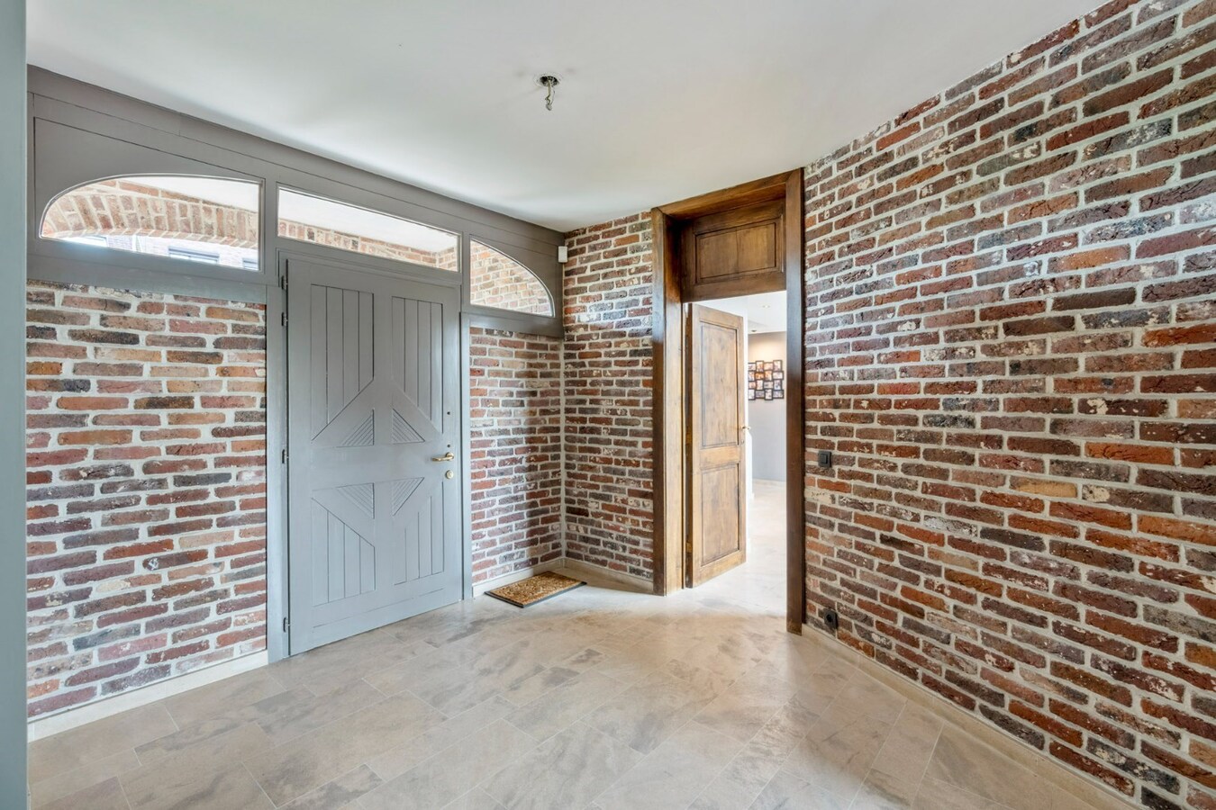 Luxe herenhuis met praktijkruimte in Niel-bij-As 