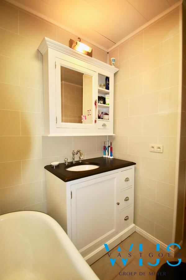 Gerenoveerd en smaakvol woonhuis op een toplocatie in Ertvelde ! 