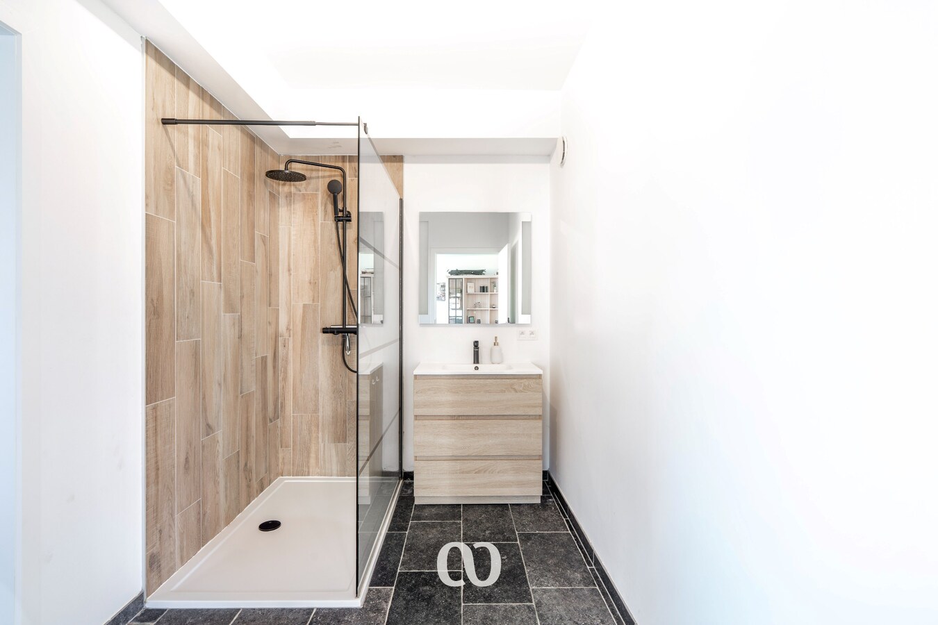 Ruime nieuwbouwwoning met 4 slaapkamers 