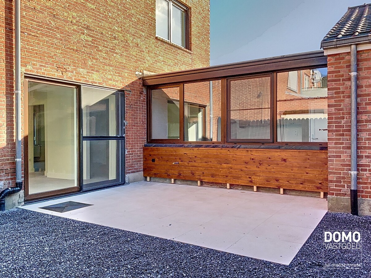 Ruime, energetisch gerenoveerde woning met open leefruimte, 4 slaapkamers en 2 badkamers te Kermt 