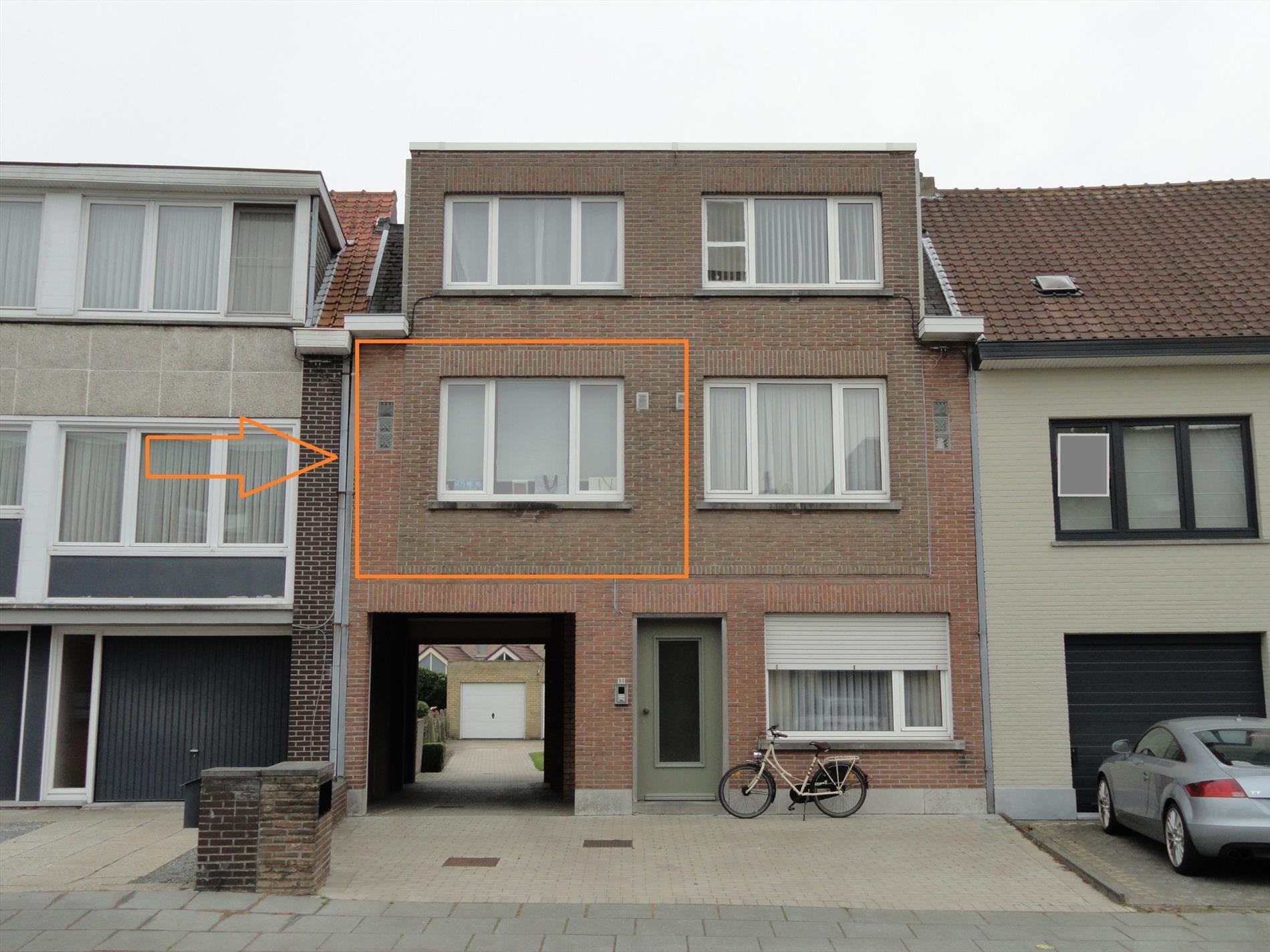 Mooi duplexappartement met 2 slaapkamers en garage 