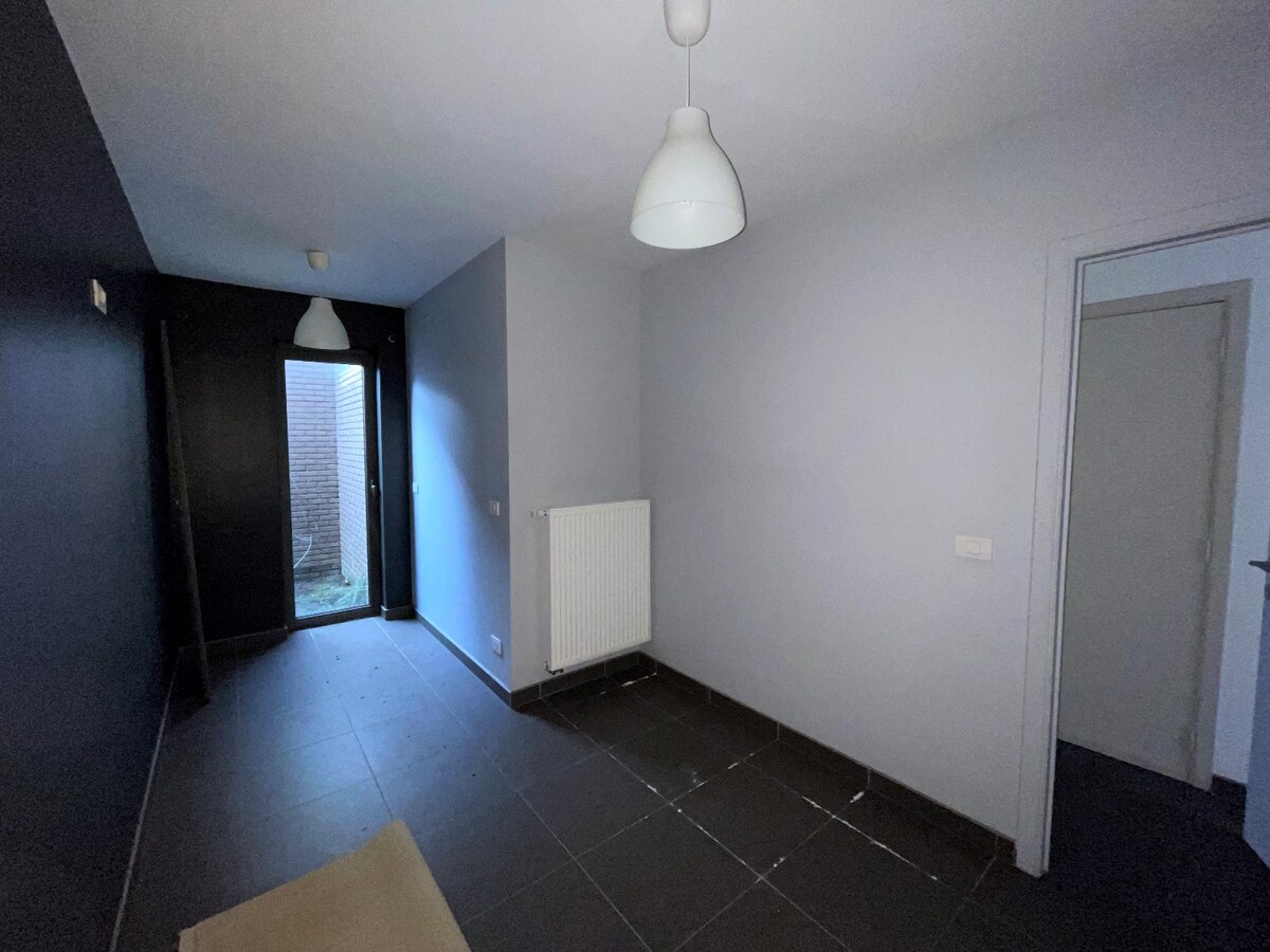 Ruime  woning met 4 slaapkamers en terras in centrum Tielt 