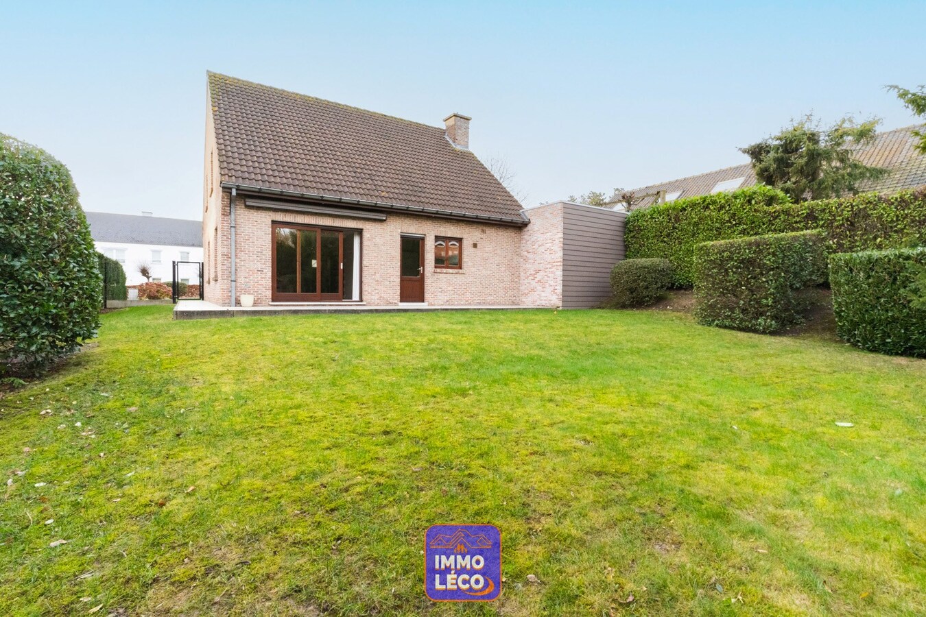 Villa avec garage, parking et jardin, secteur prisé "La Coquinie" ! 