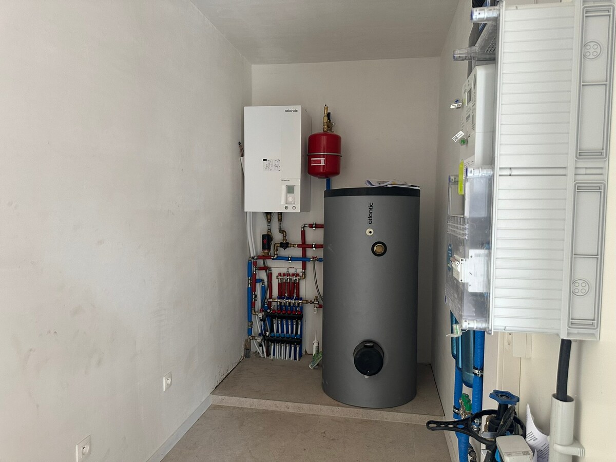 Nieuwbouw instapklare woning met 4 slaapkamers (waarvan 1 gelijkvloers) 