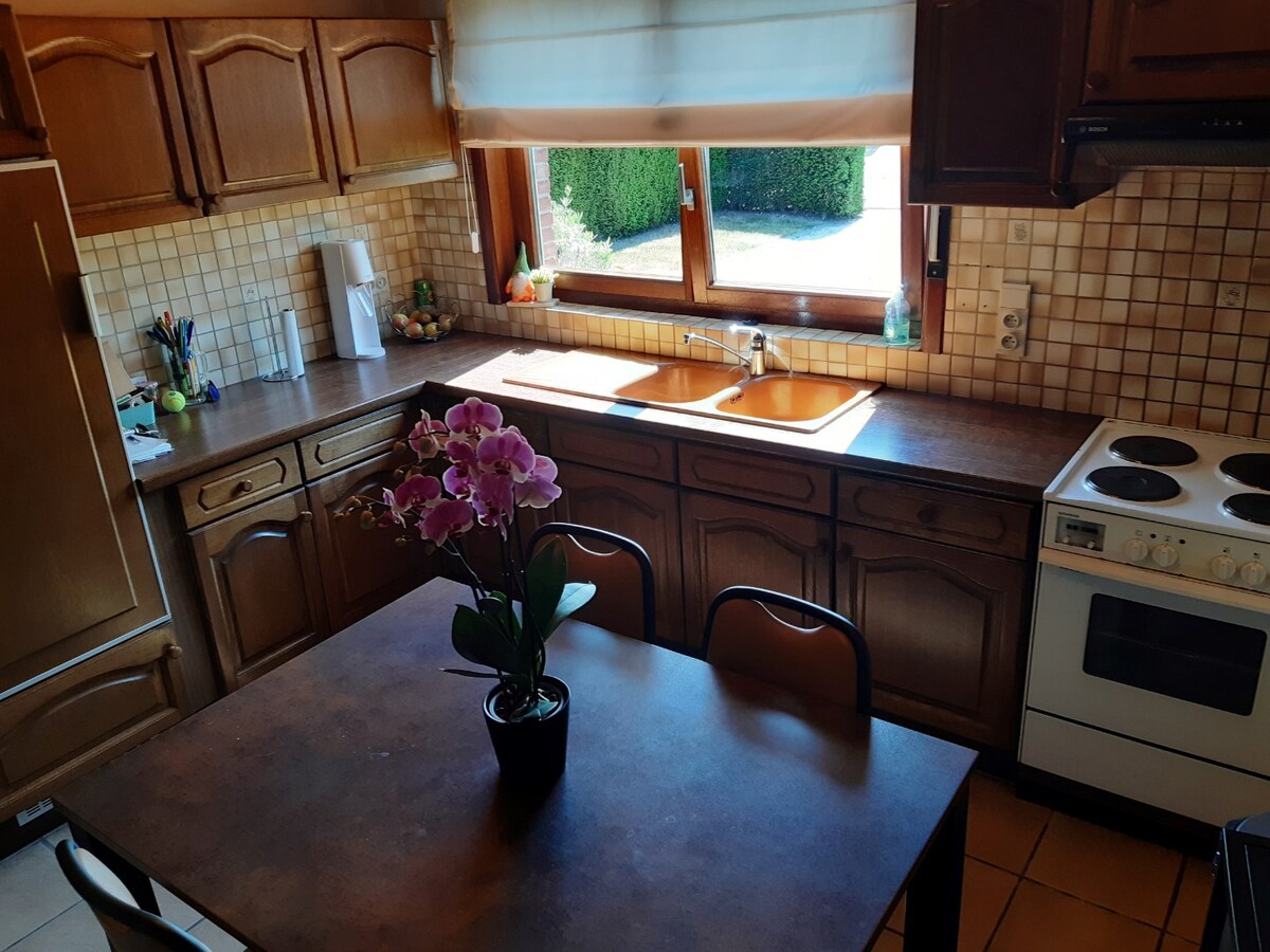 Gezellig en rustig wonen in Semmerzake. 