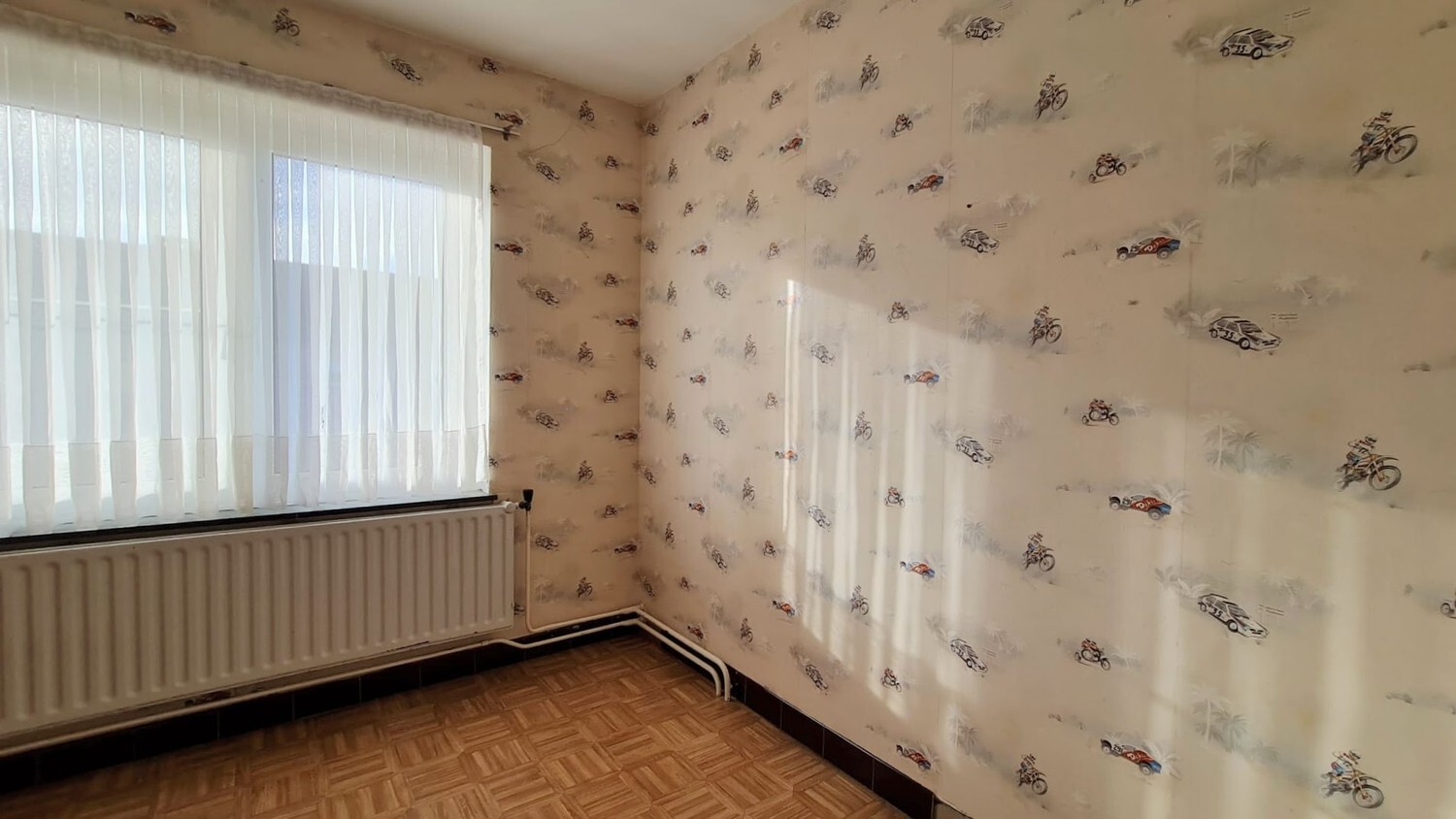 Betaalbare woning op riant perceel van 2330m² 