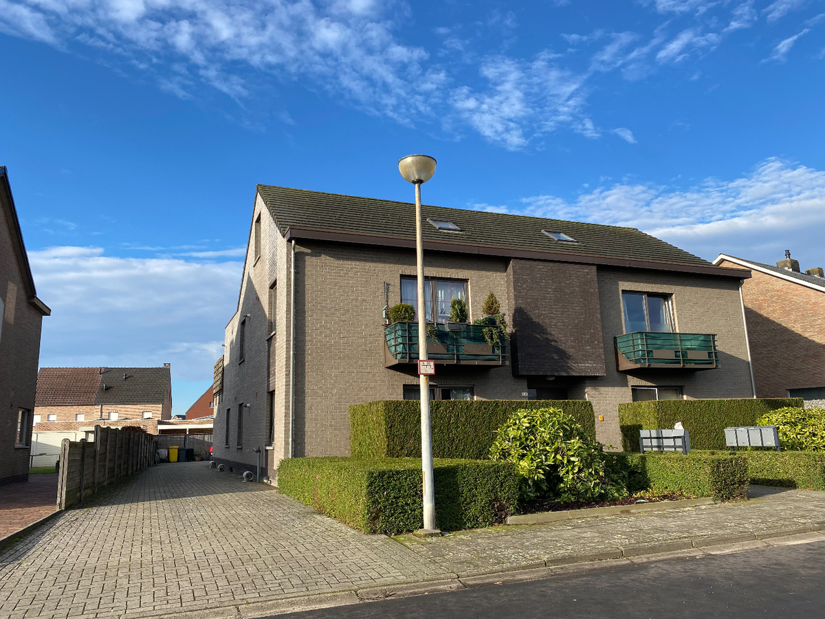 Verkocht duplex - Geel