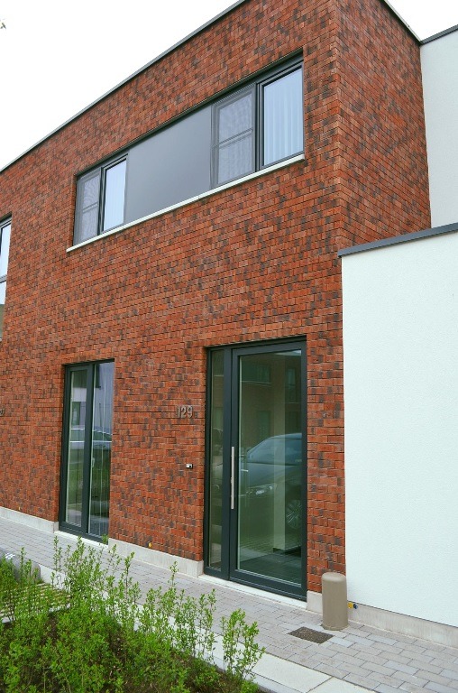 Nieuwbouw met 3 slaapkamers, 2 parkeerplaatsen te centrum Maldegem 