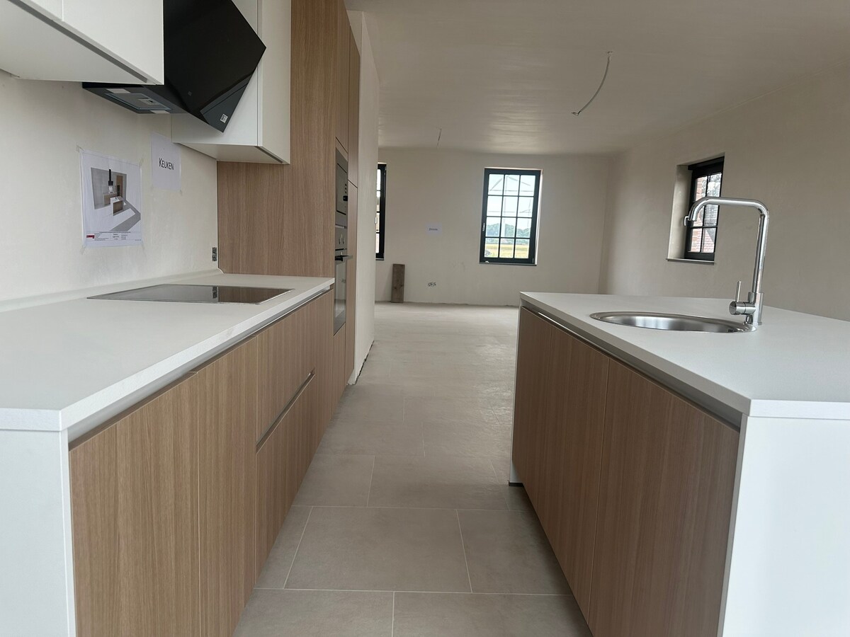 Nieuw duplex appartement met 3 slpks. en terras van 31 m² 
