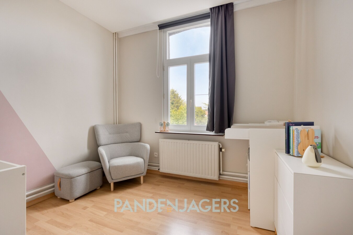 Instpaklare woning met mooie tuin te Duffel 