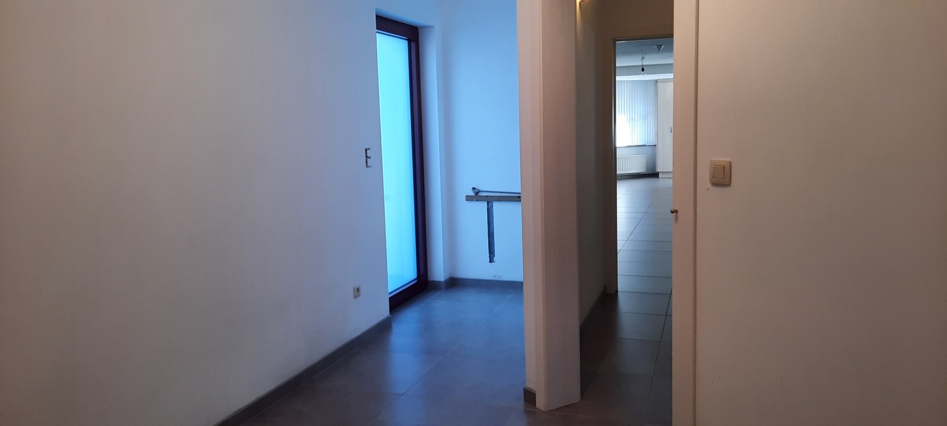 comfortabel appartement op de gelijkvloerse verdieping met 2 slaapkamers. 