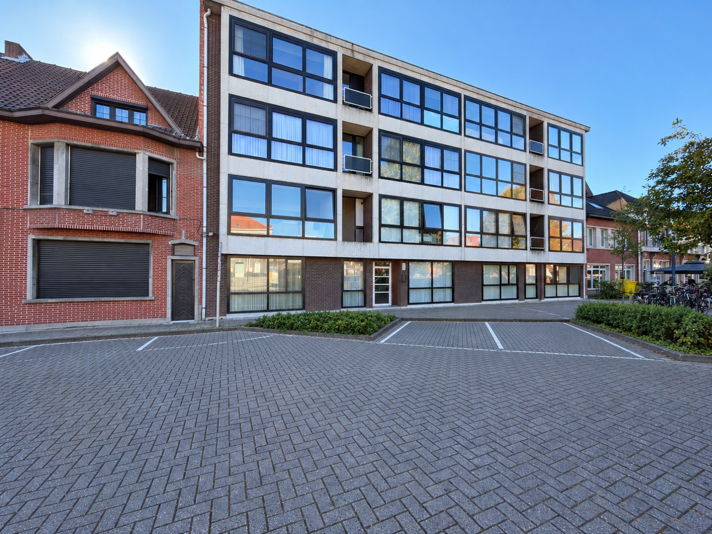 Instapklaar appartement  met 3 slaapkamers op een top ligging 