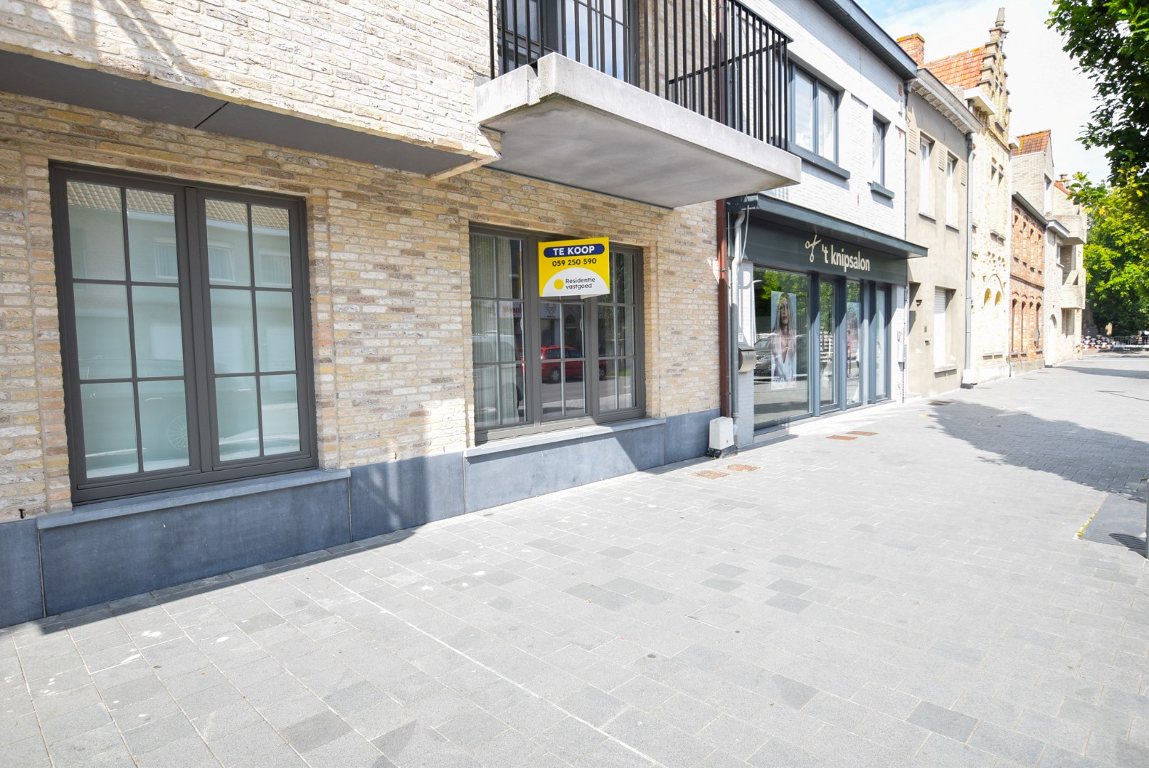 Modern en energiezuinig gelijkvloers appartement (60m² + 7m²) in hartje Nieuwpoort – instapklaar en perfect gelegen! 