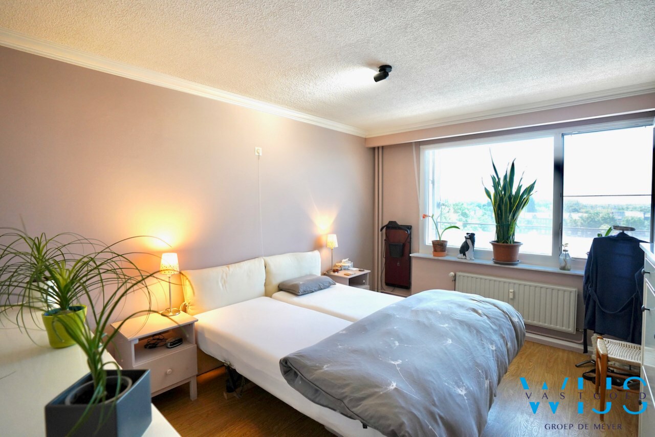 Instapklaar lichtrijk appartement te GENT 