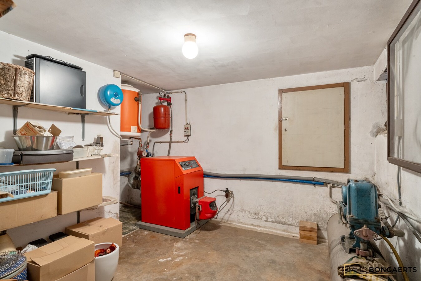 Vrijstaande woning met 3 slaapkamers 