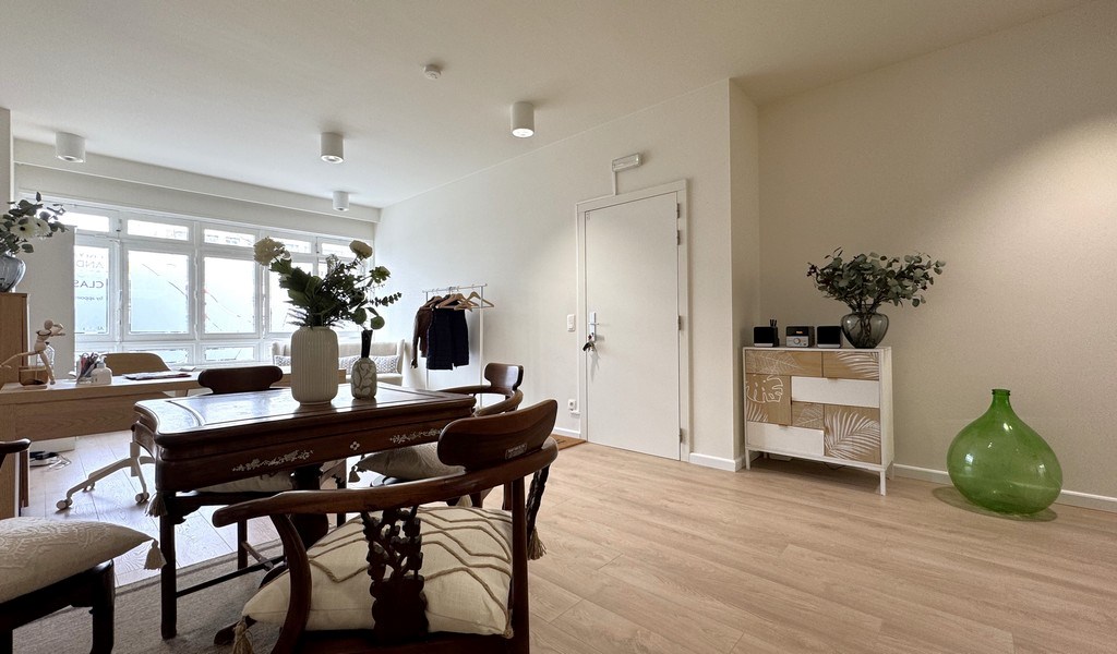 Gelijkvloers kantoor te huur vlakbij Centraal Station Antwerpen