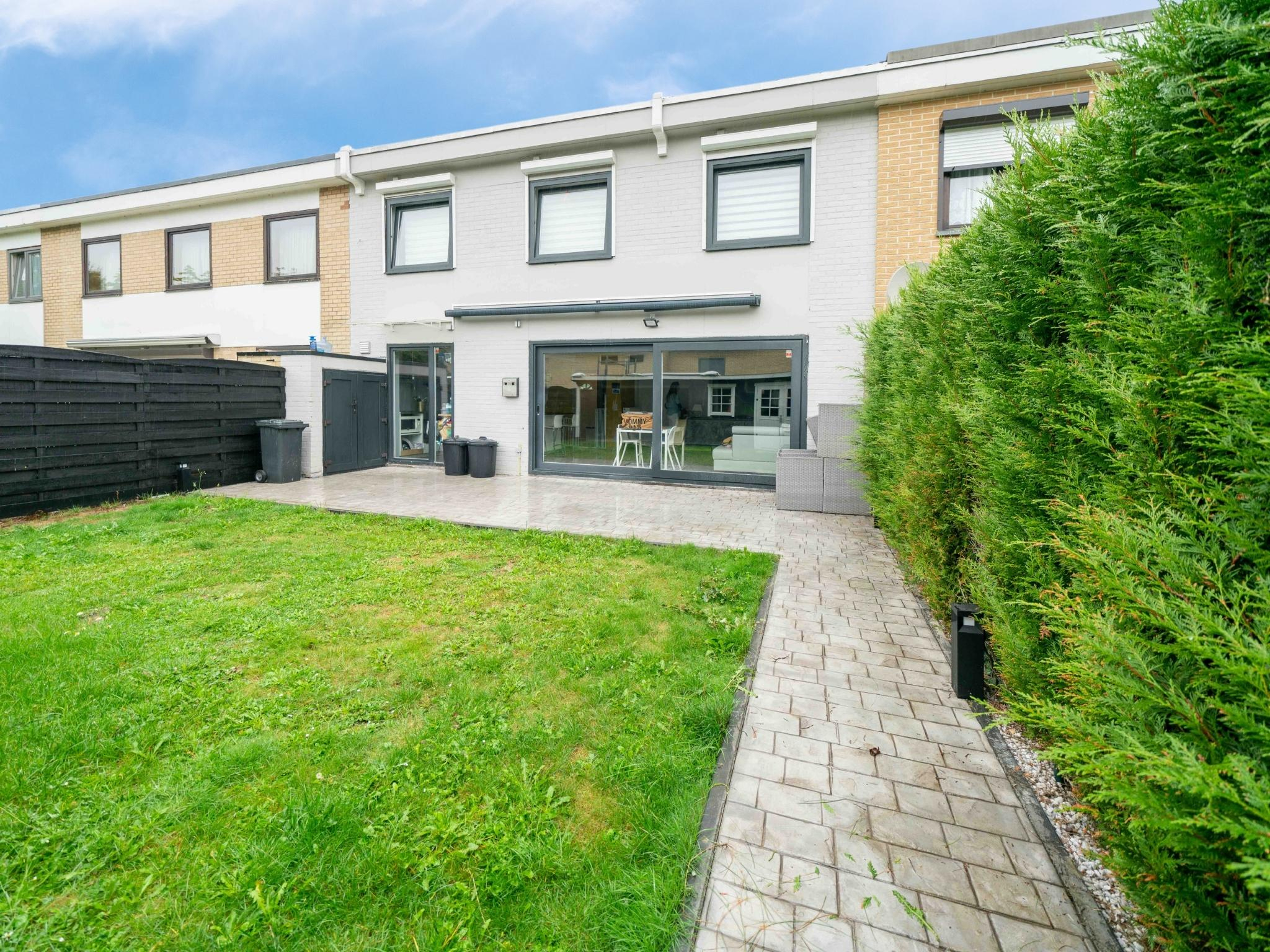 Rustig gelegen gerenoveerde woning met 3 slpk en tuin 