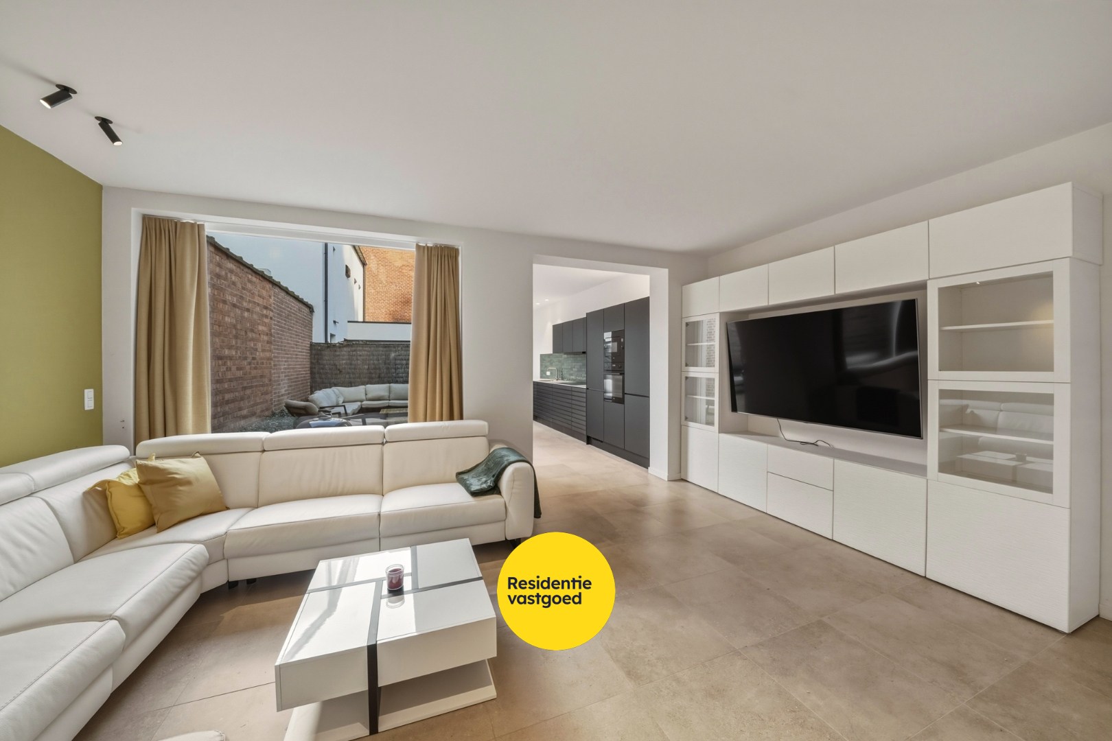 Instapklare, energiezuinige woning met 4 slpk in Mariakerke 