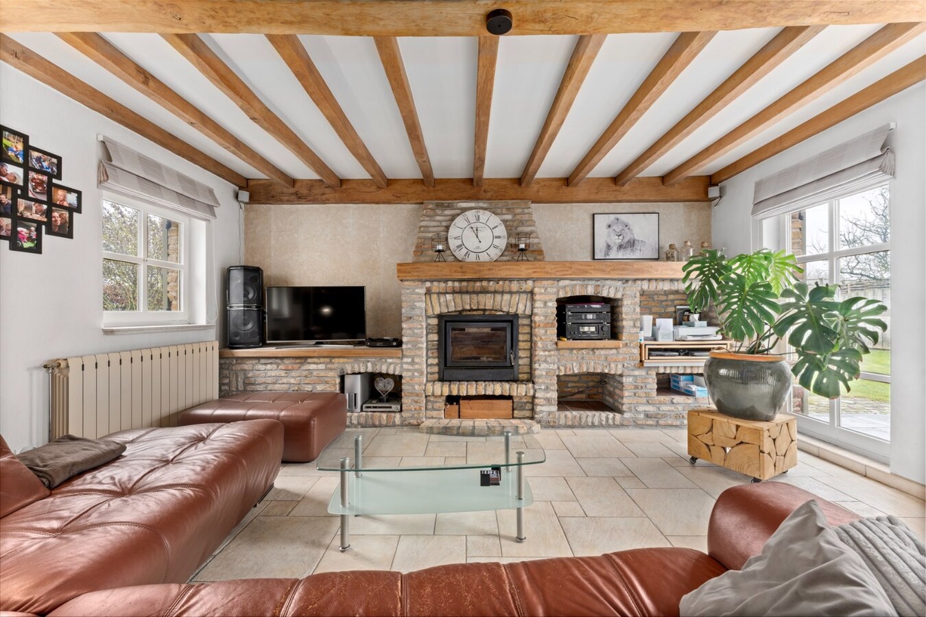 Woning met 4 slaapkamers en grote tuin te Koekelare 