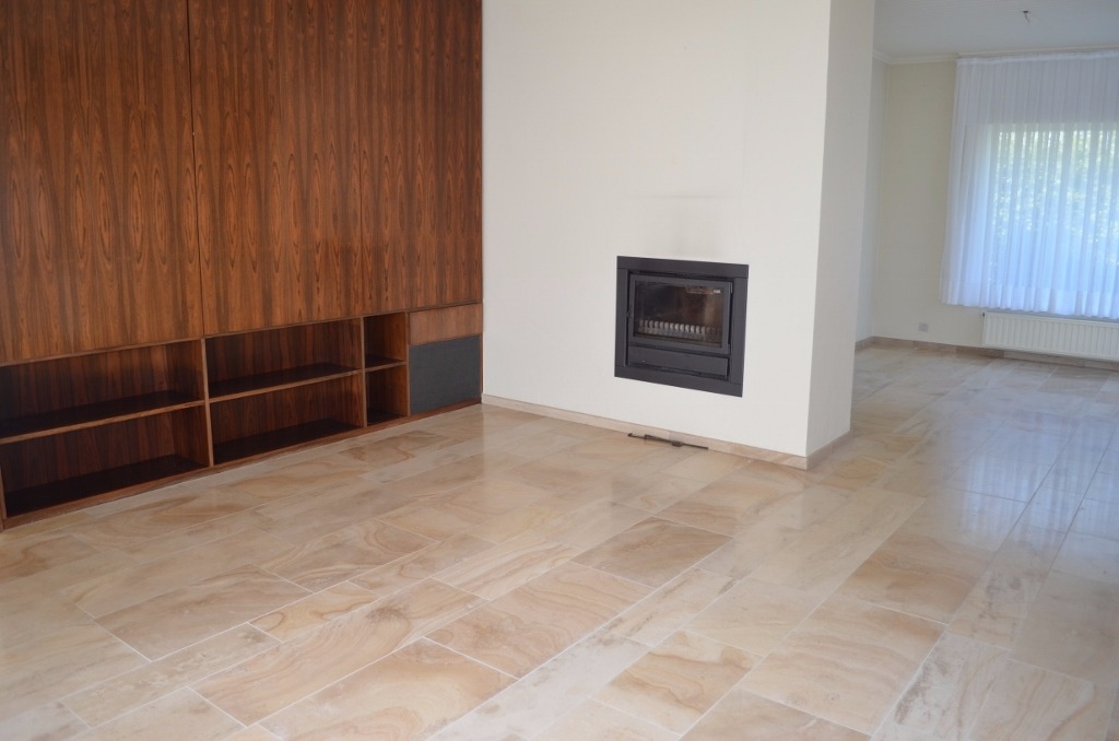 Bungalow met 3 slpks,  garages en tuin te Maldegem 