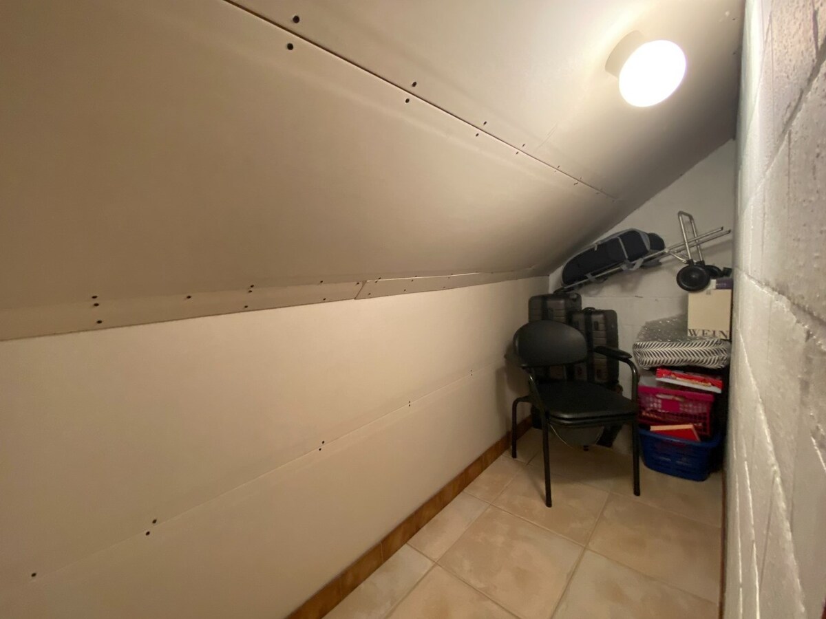 Rustig gelegen, alleenstaande woning te Houthulst 